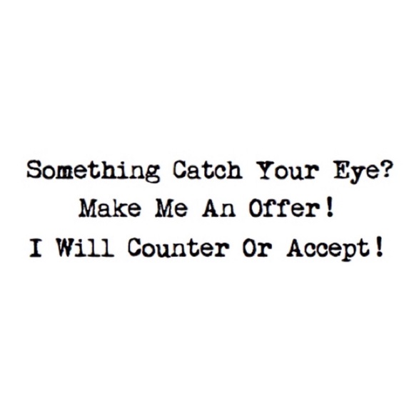 Red Vintage Oversized V-neck St John Sweater - Picture 8 of 8